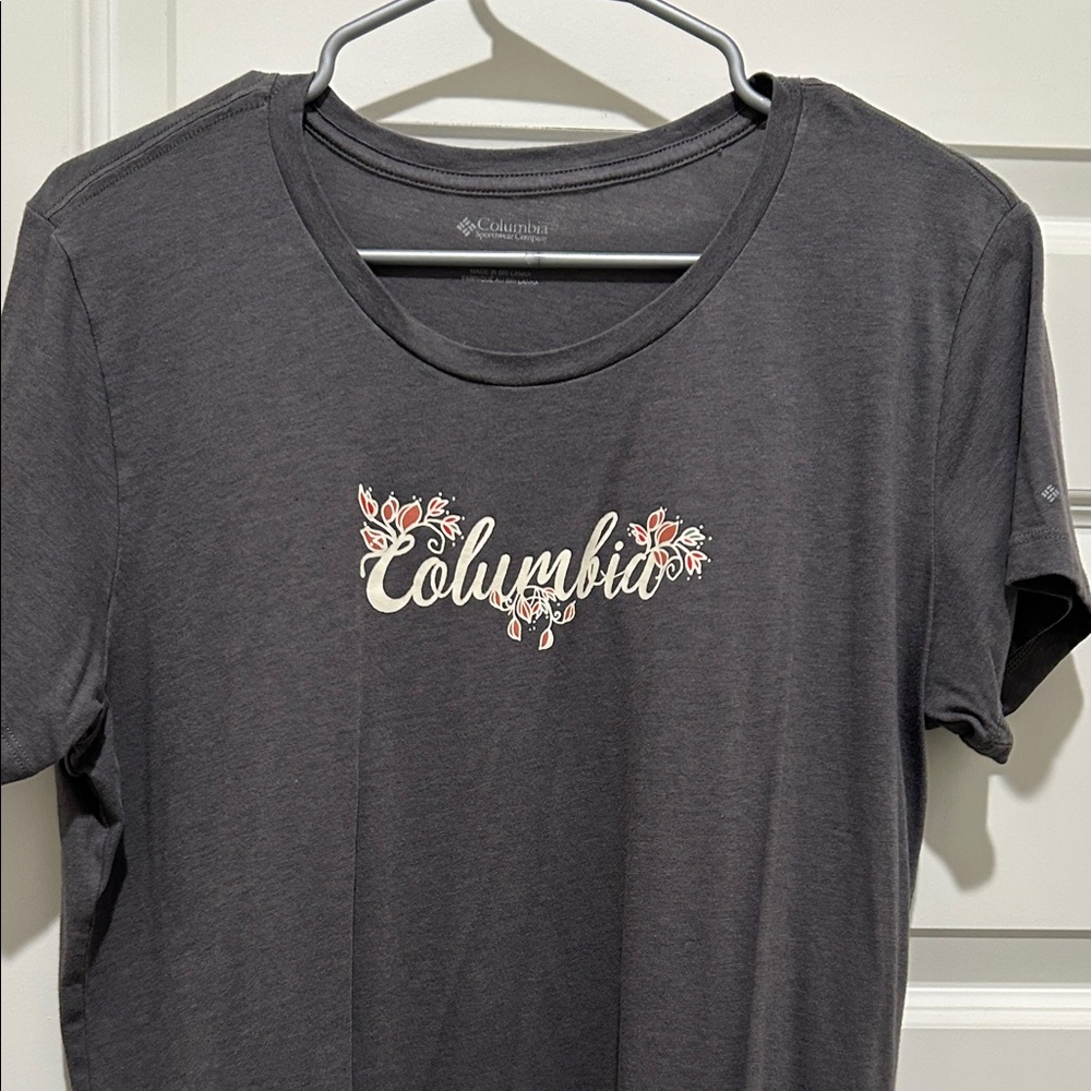 Columbia Women's Charcoal Graphic Tee